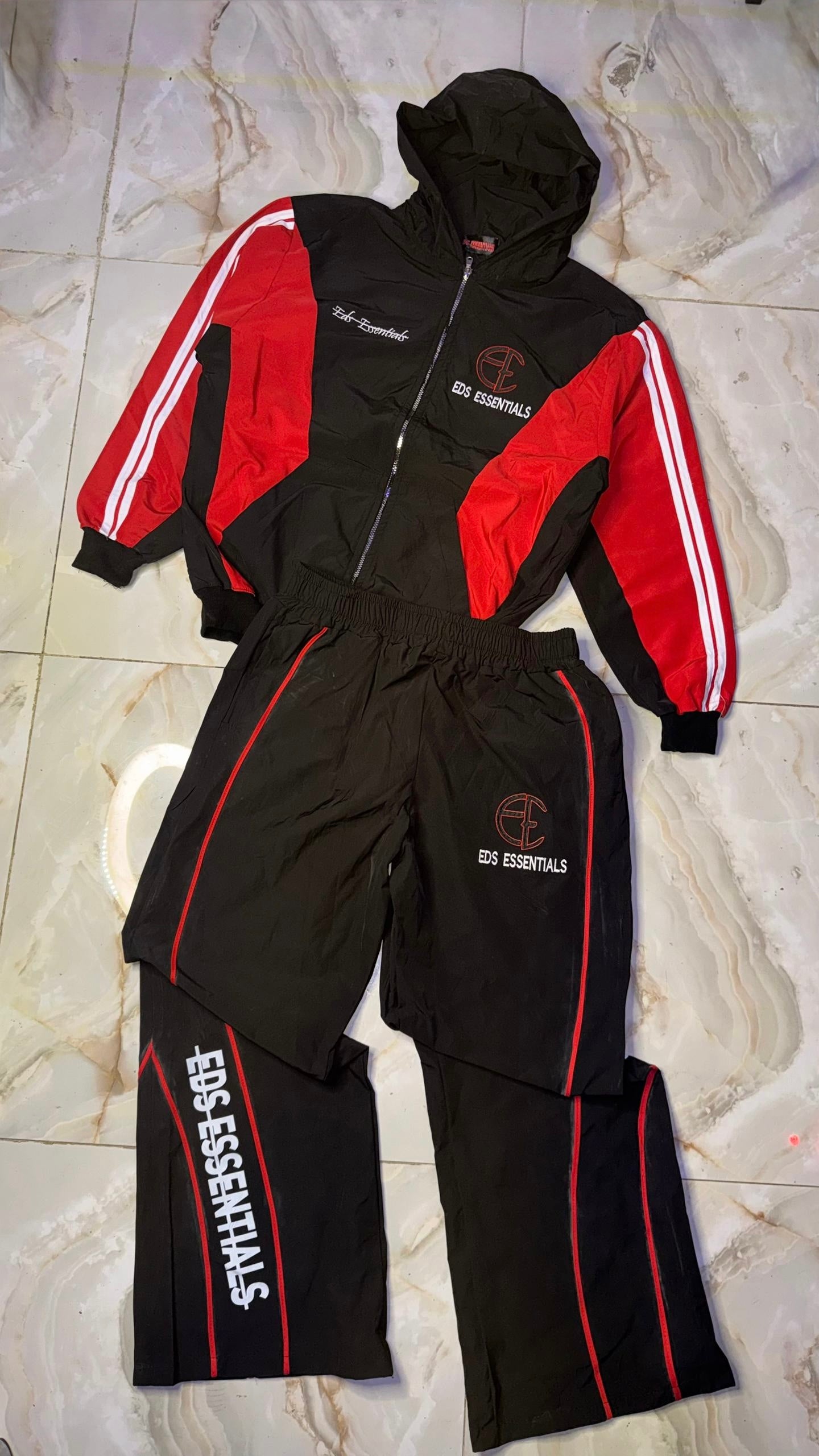 EDS ESSENTIALS EXCLUSIVE TRACKSUITS ♨️🛍️🔥