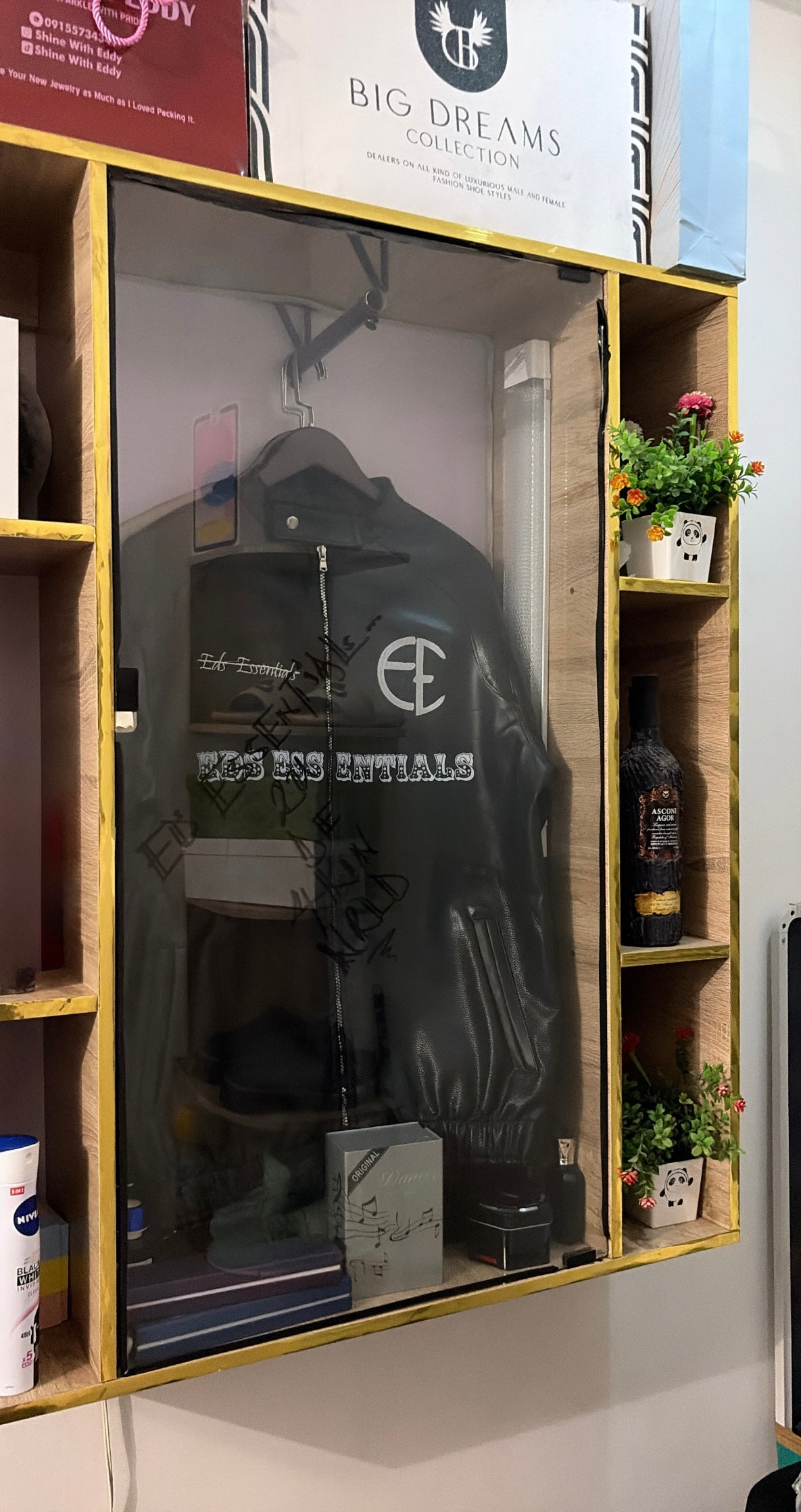 EDS ESSENTIALS OBSIDIAN CORE JACKET 🛍️♨️🔥